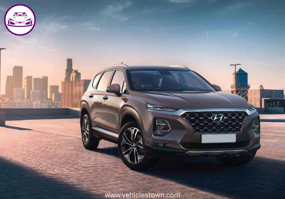 Side view of the Hyundai Santa Fe SUV parked outdoors, showcasing its sleek design.
Modern headlights and bold grille highlight the Santa Fe’s dynamic exterior.
