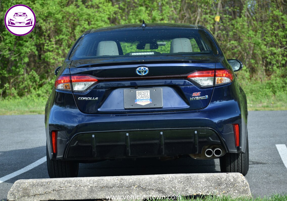 Toyota Corolla Hybrid combines fuel efficiency, modern design, and smart features in a reliable sedan built for today’s roads.