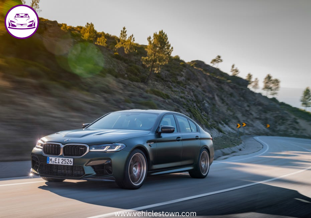BMW M5 CS – limited-edition high-performance sports sedan with 627 hp, carbon fiber design, and exclusive styling details.