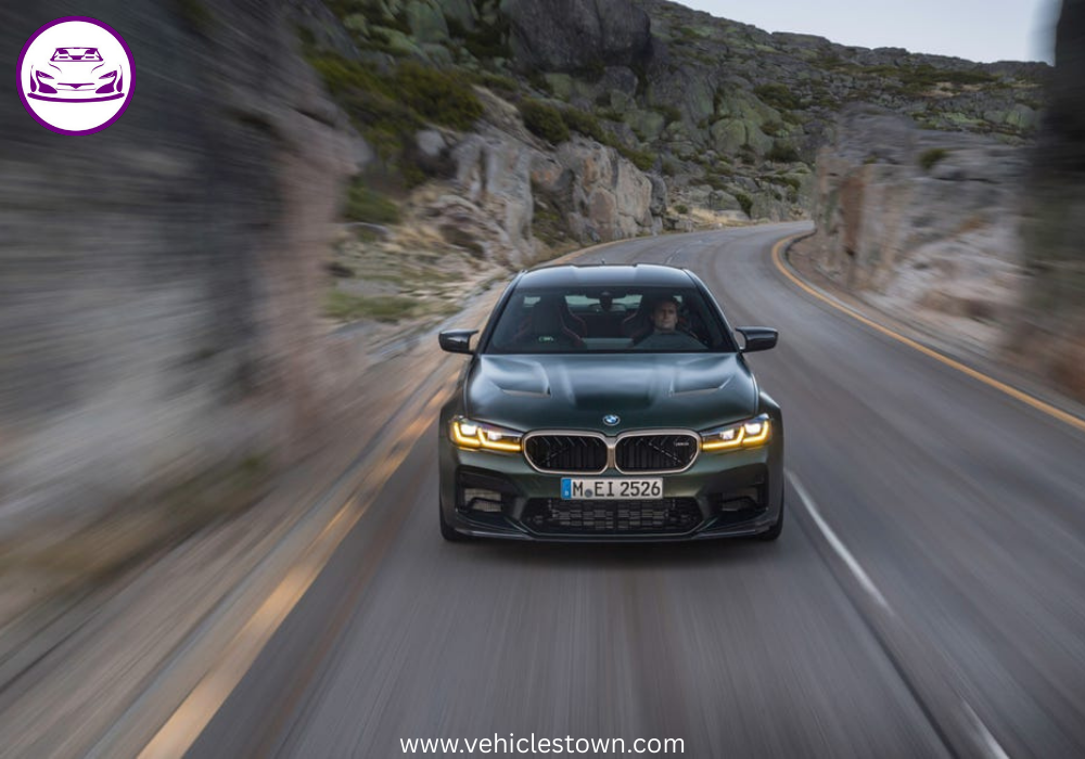 BMW M5 CS – limited-edition high-performance sports sedan with 627 hp, carbon fiber design, and exclusive styling details.