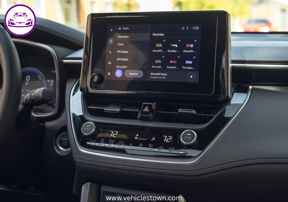 Front view of the Toyota Corolla Cross Hybrid 2025 showcasing its bold grille and sleek LED headlights.