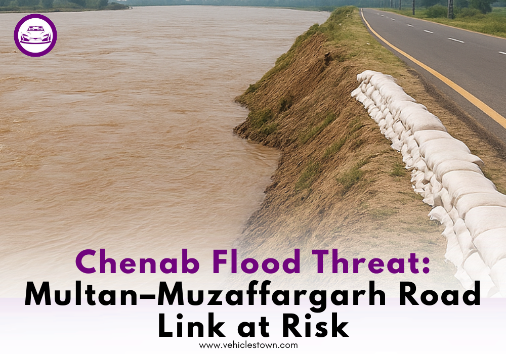 Floodwater of Chenab approaching Multan–Muzaffargarh road embankment.
