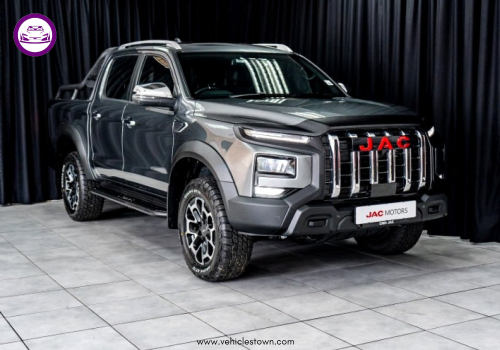 JAC T9 Frison 2X launched in Pakistan by Ghandhara Automobiles, showcasing its bold design and upgraded 4×2 pickup features.