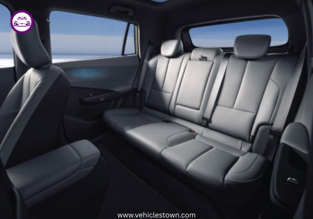 Dongfeng Vigo electric SUV showcased at launch event in Pakistan featuring advanced infotainment and safety technology.