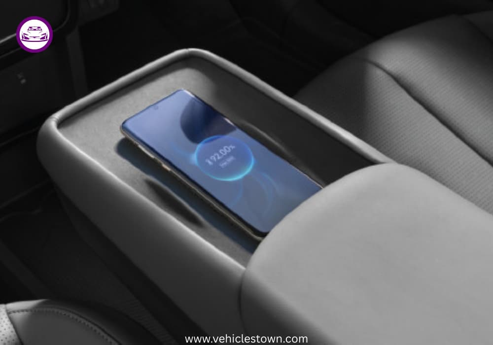 Dongfeng Vigo electric SUV showcased at launch event in Pakistan featuring advanced infotainment and safety technology.