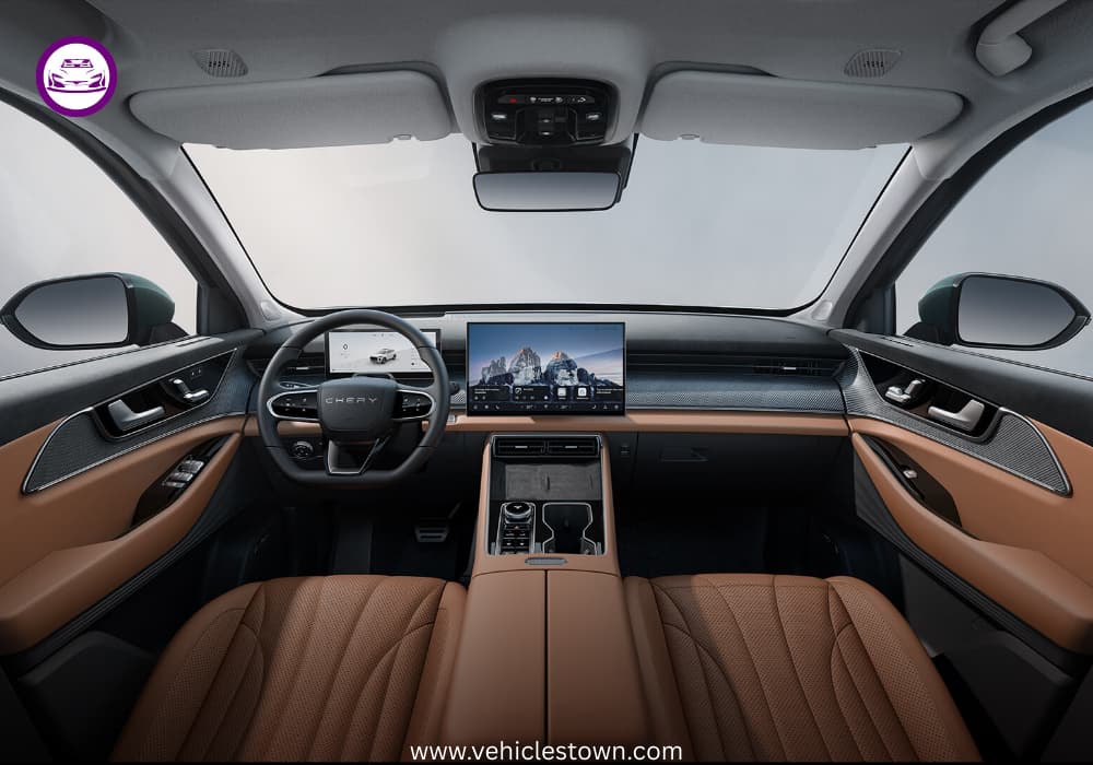 Chery Tiggo 9 PHEV front view SUV with LED lights and alloy wheels