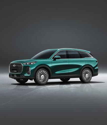 Chery Tiggo 9 PHEV front view SUV with LED lights and alloy wheels